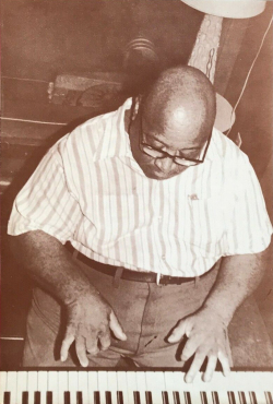 F A T S &nbsp; J E F F E R S O N; source: Front cover of Flyright LP 510; photographer: Kip Lornell